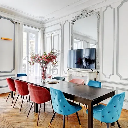 Apartman L'elegance Parisienne Au Coeur Des Champs-elysees